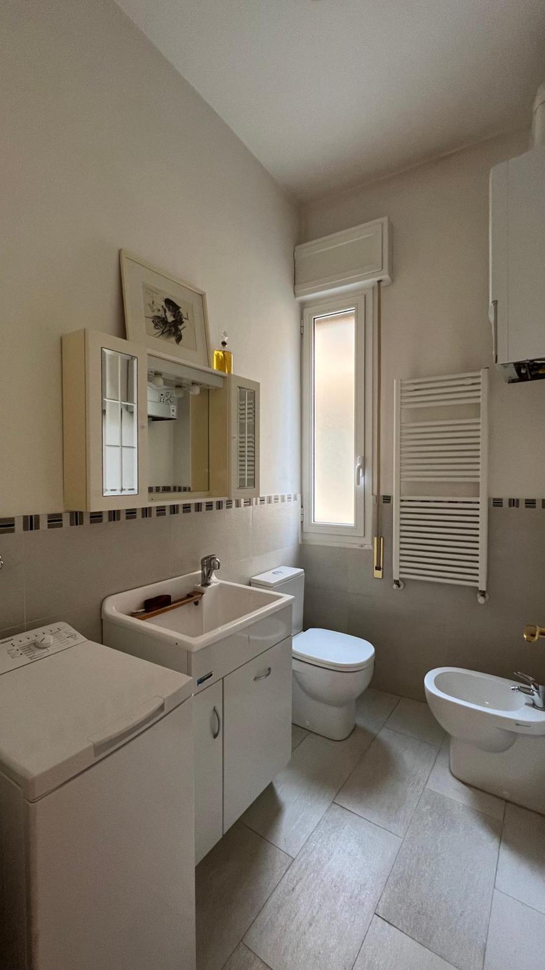 Charming Apartment Near Saragozza Болонья Экстерьер фото