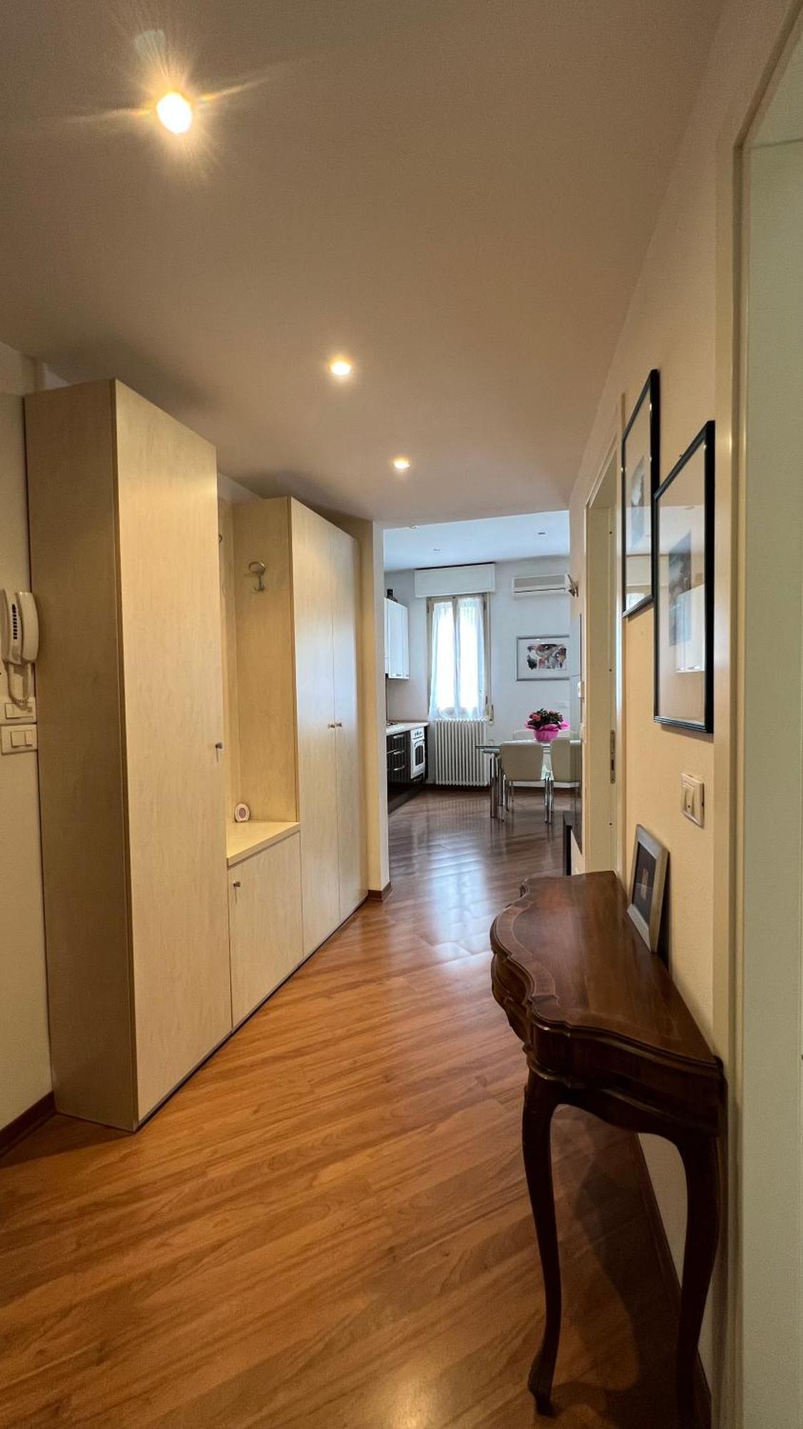 Charming Apartment Near Saragozza Болонья Экстерьер фото