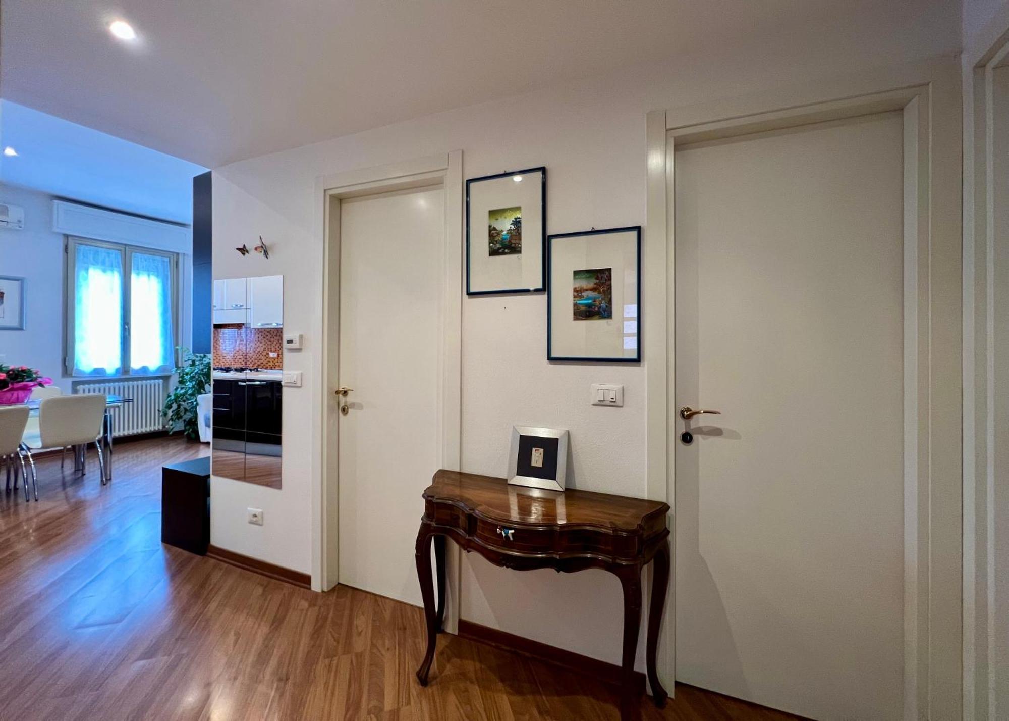 Charming Apartment Near Saragozza Болонья Экстерьер фото